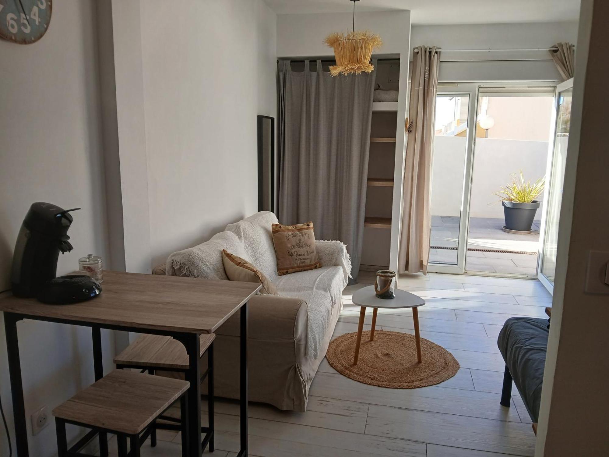 Maison Basalte Agde Exterior photo